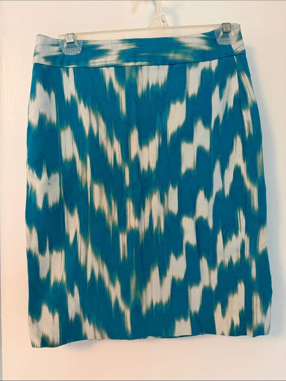 Banana Republic Teal and White Printed Pencil Skirt